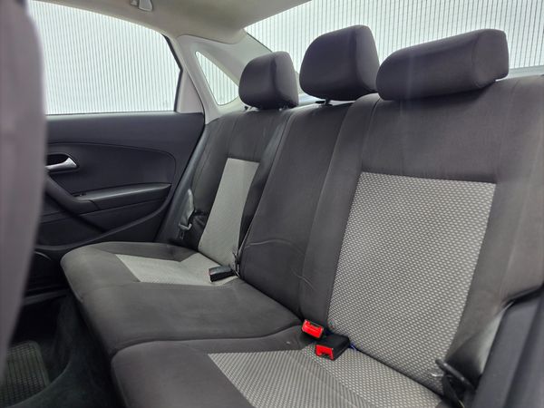 2018 Volkswagen Polo Sedan 1.6 Trendline - Image 6