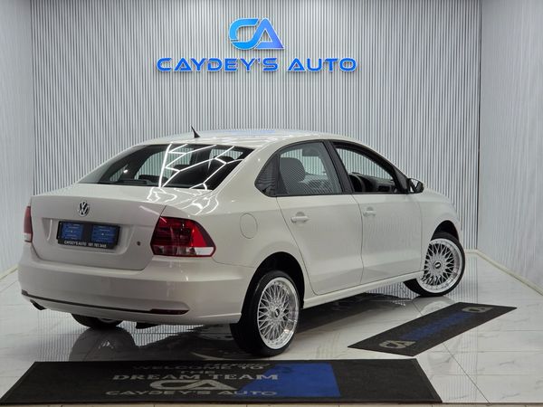 2018 Volkswagen Polo Sedan 1.6 Trendline - Image 4