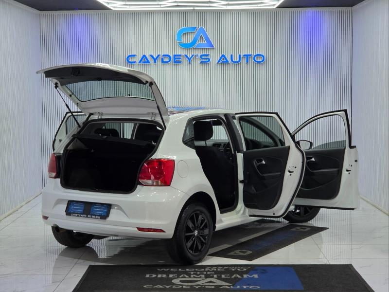 2024 Volkswagen Polo Vivo Hatch 1.4 Life For Sale - Image 4